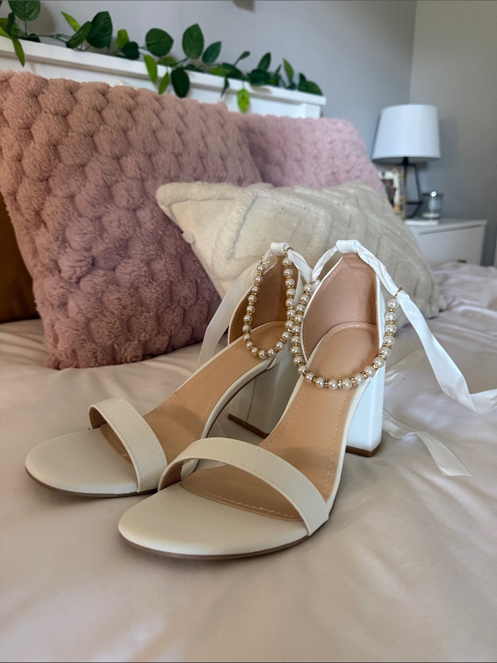 Pearl-Embellished White Block Heel Sandals with Ribbon Tie